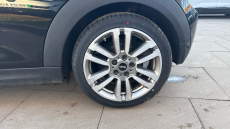 MINI Hatchback 1.5 Cooper Seven 3dr Auto Petrol Hatchback